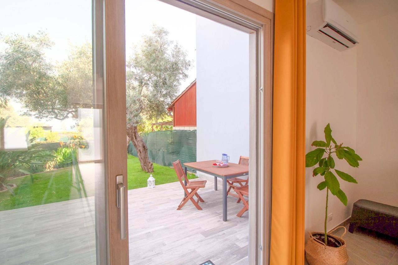Domek Villa A 100Mt Dalla Spiaggia Capoterra Exterior photo